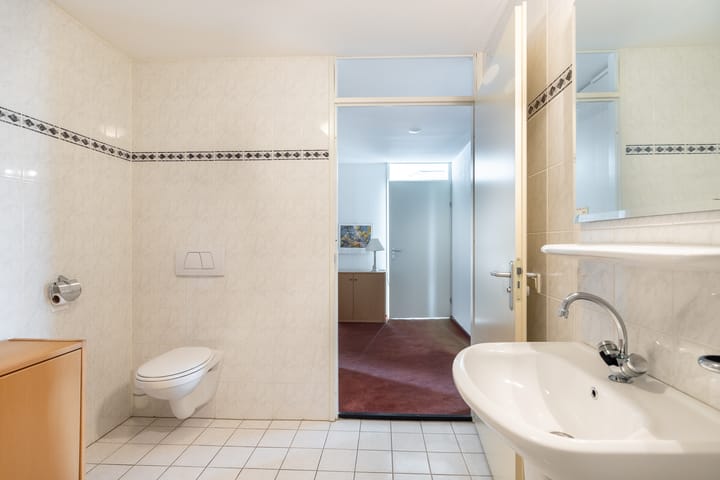 Foto 49 van Mathenessestraat 55-C8