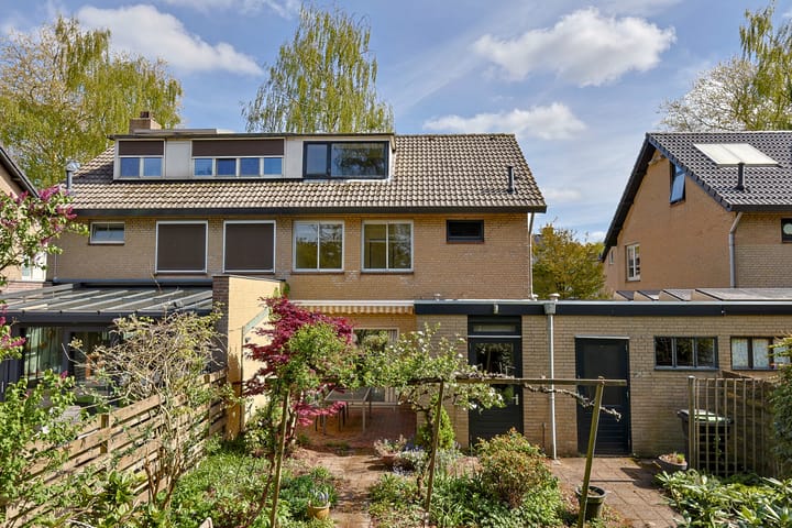 Foto 24 van Erasmuslaan 24