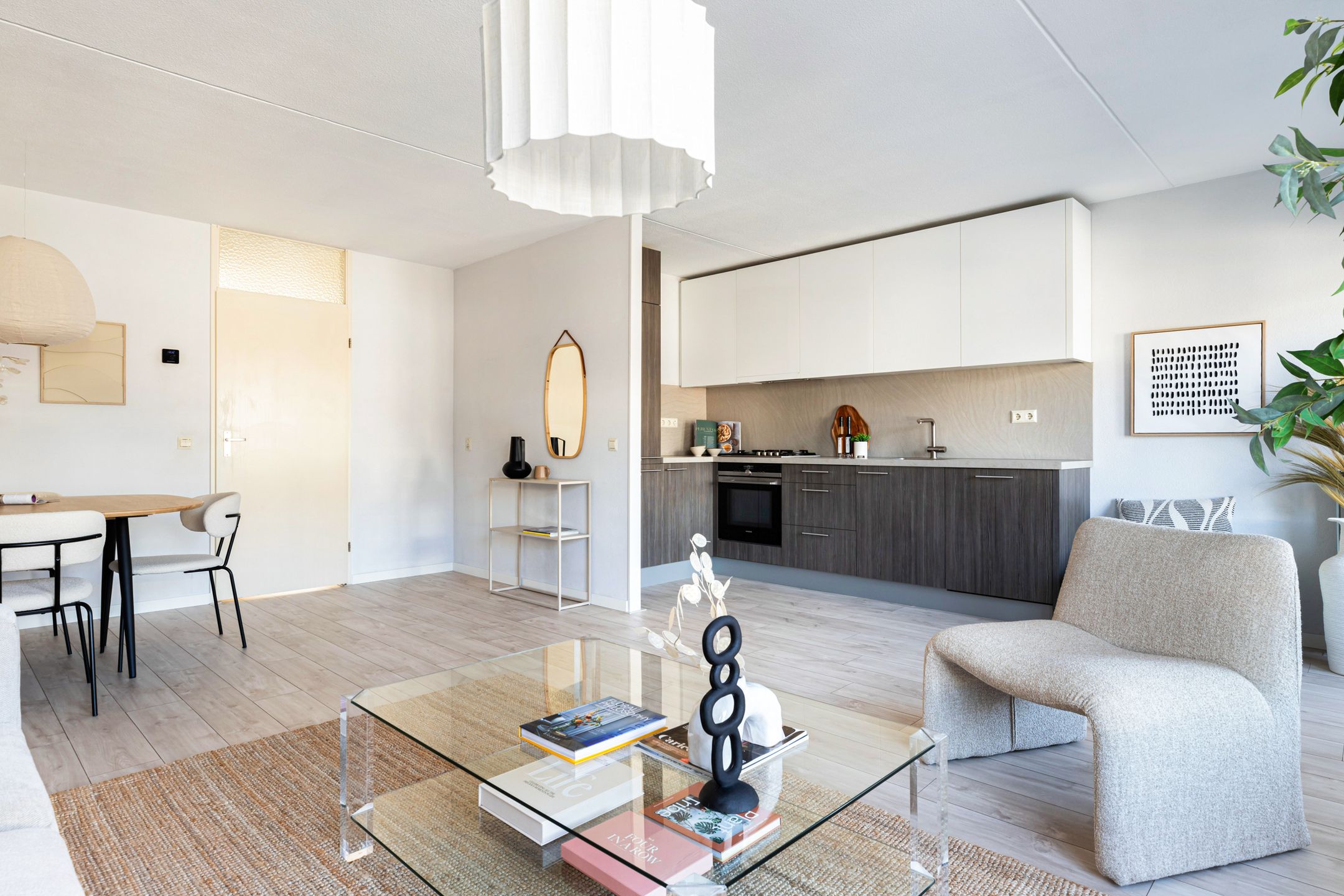 Photo 3 of Sleper 26