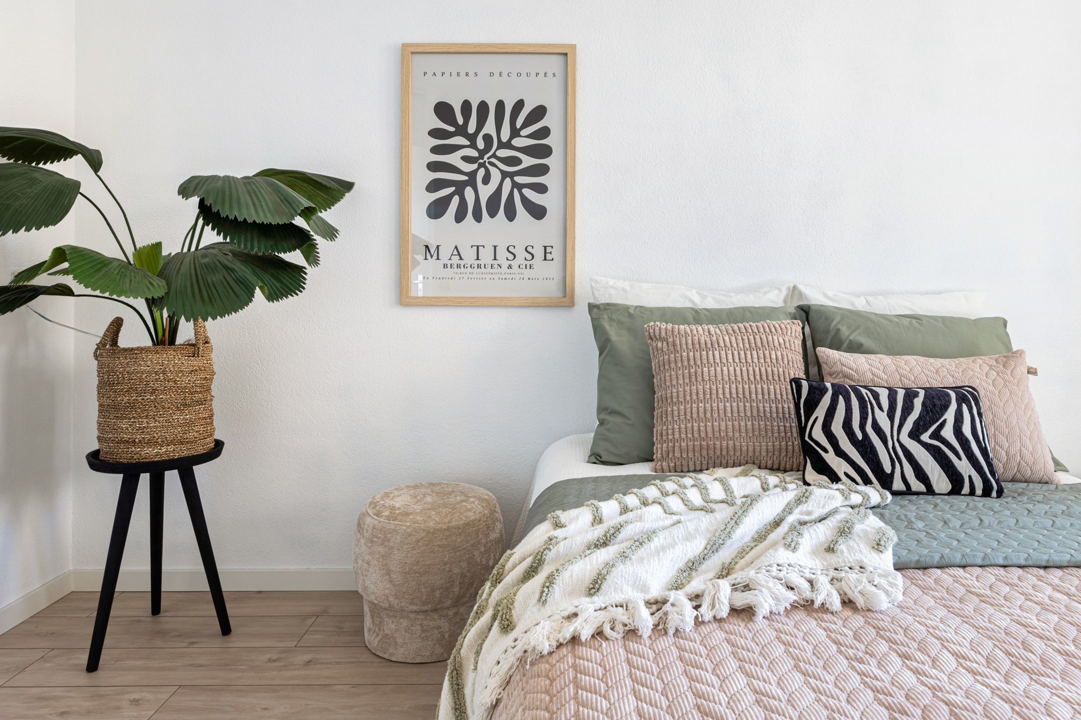 Photo 15 of Sleper 26