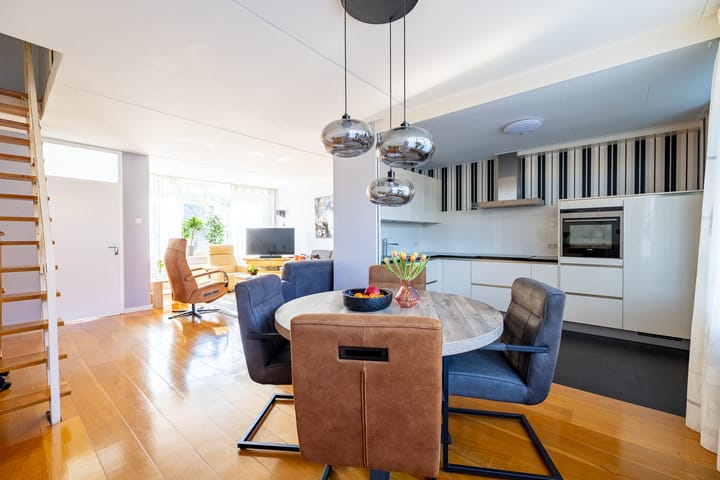 Foto 8 van Monnikenstraat 11