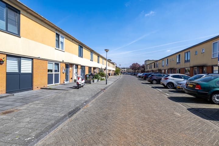 Foto 32 van Jacob van Hattumstraat 49