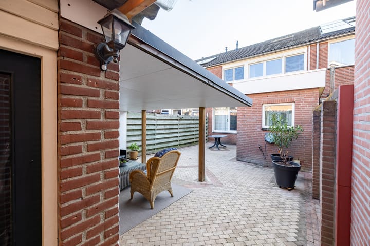 Foto 18 van Monnikenstraat 11