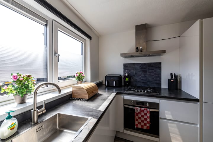 Foto 14 van Jacob van Hattumstraat 49