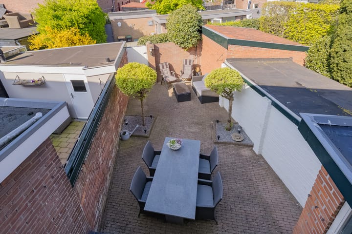 Foto 2 van Vareniusstraat 8