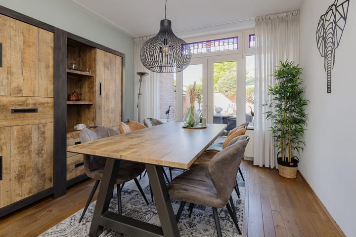 Foto 18 van Vareniusstraat 8