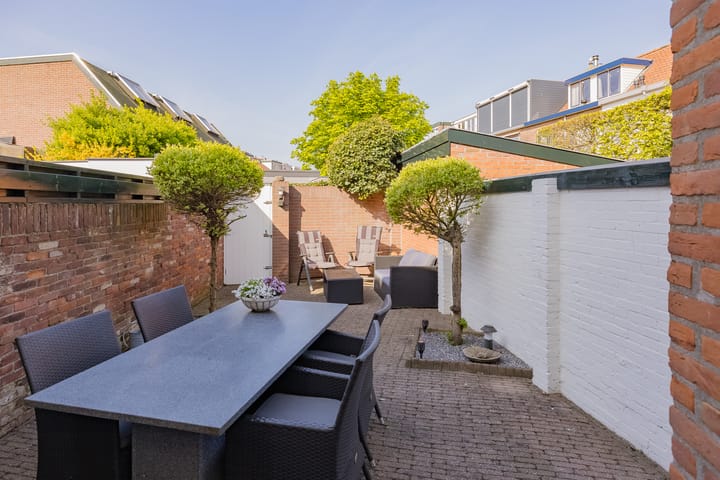 Foto 21 van Vareniusstraat 8