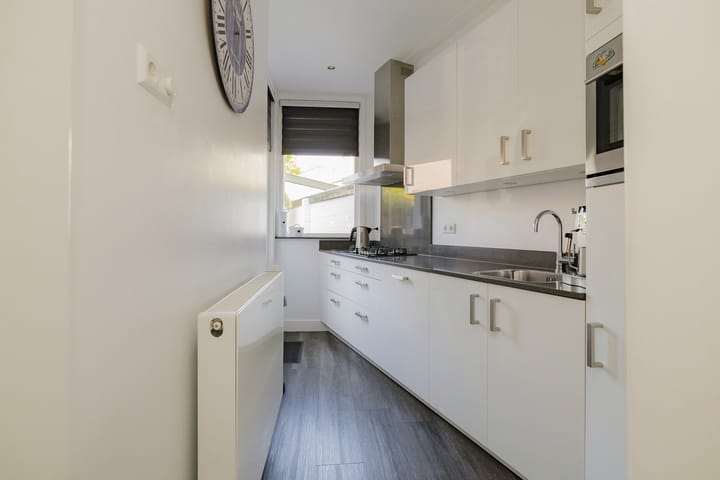 Foto 24 van Vareniusstraat 8