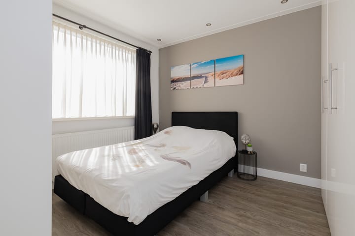 Foto 34 van Vareniusstraat 8