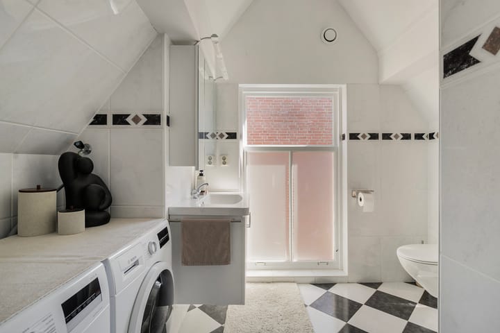 Foto 19 van Benschopperstraat 10-D