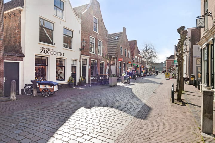 Foto 24 van Benschopperstraat 10-D