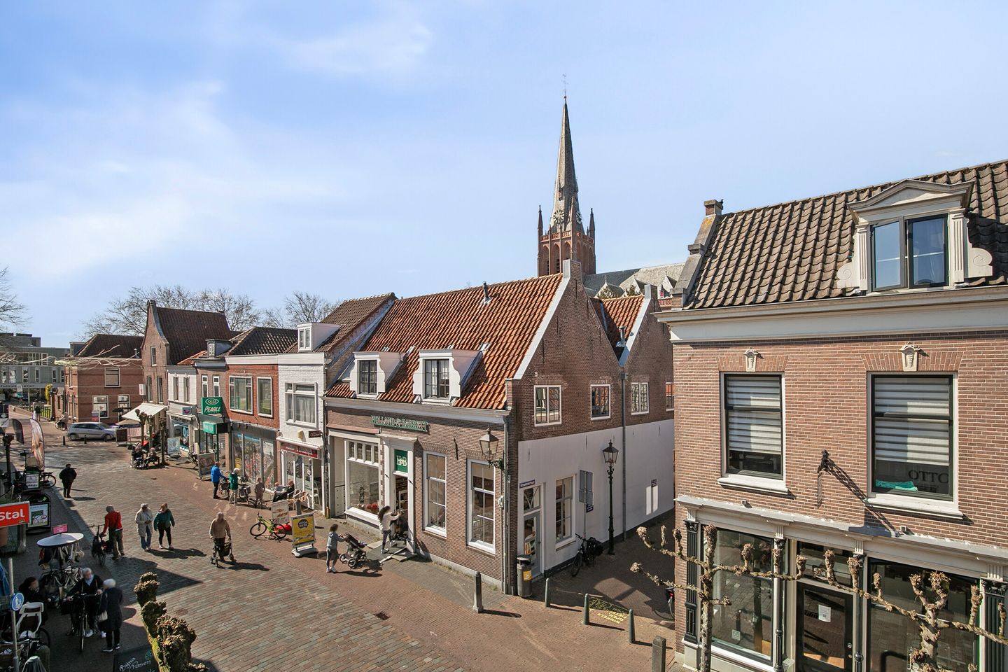 Photo 25 of Benschopperstraat 10-D