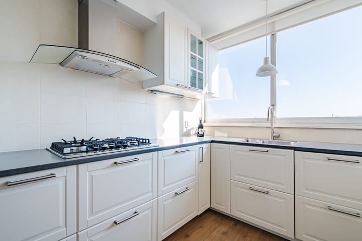 Photo 10 of Veenbesstraat 314