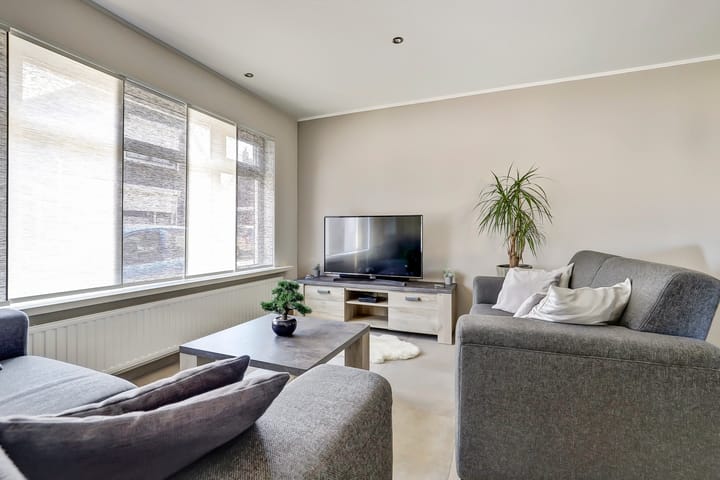 Photo 10 of Welhoekstraat 36