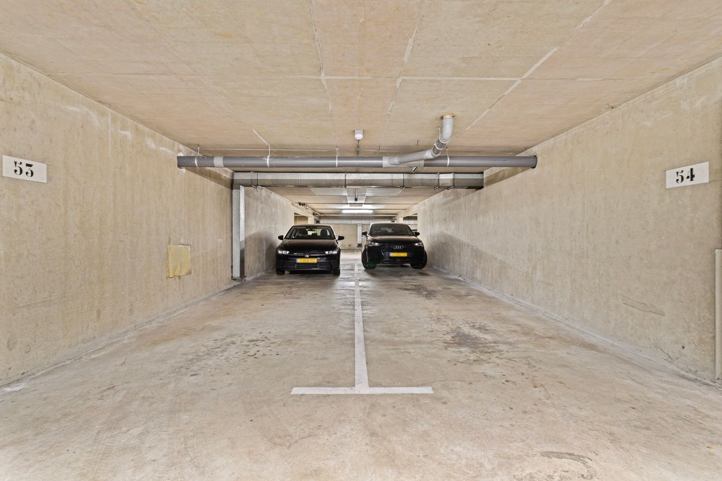 Foto 10 van Parkeerplaatsen Putgraaf Parkflat