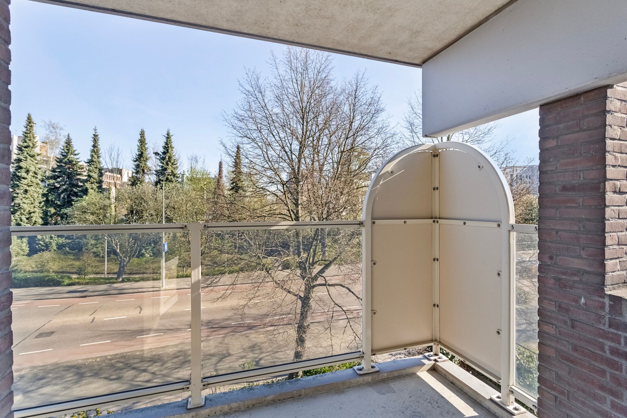 Foto 15 van De Heugden 305