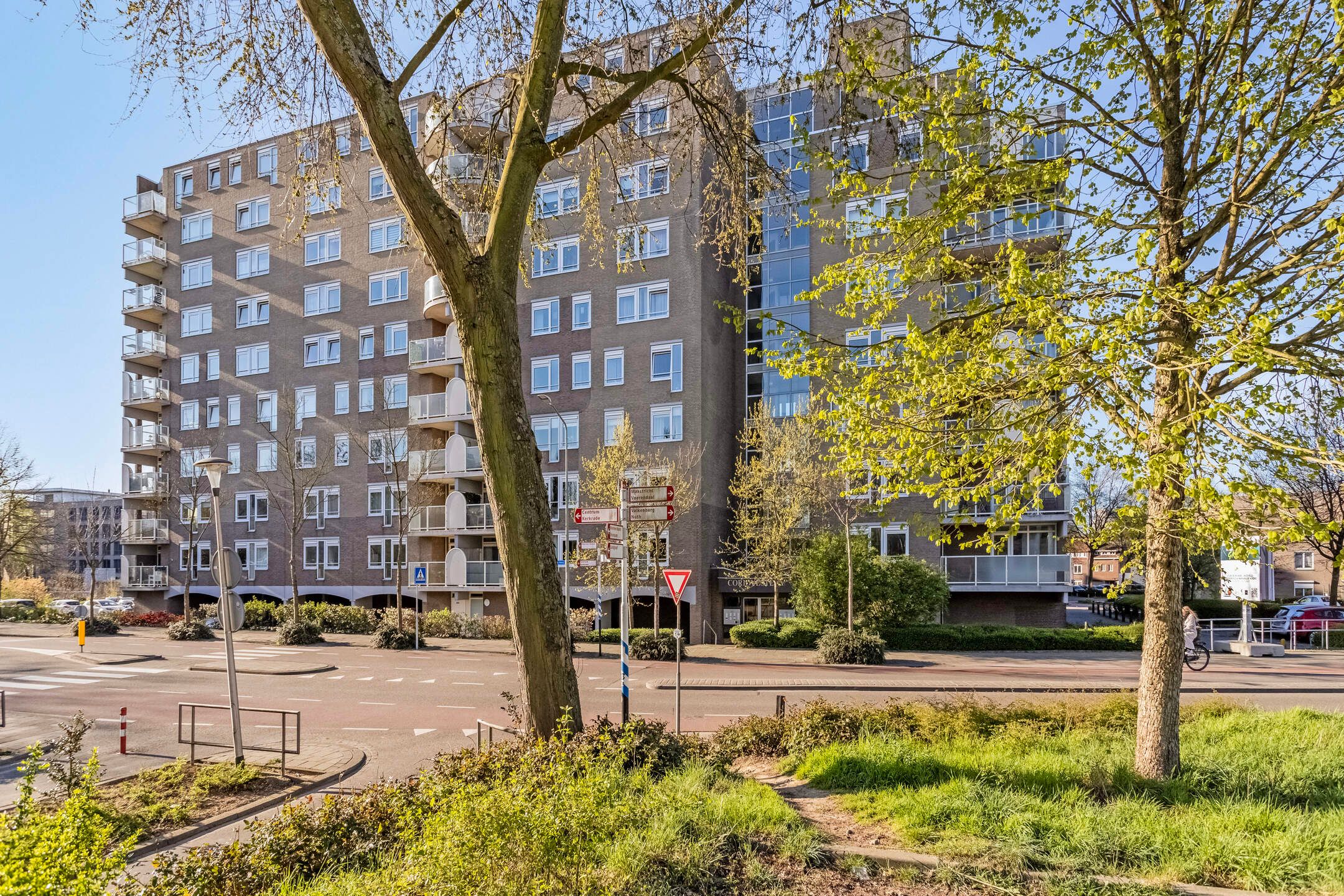 Foto 30 van De Heugden 305