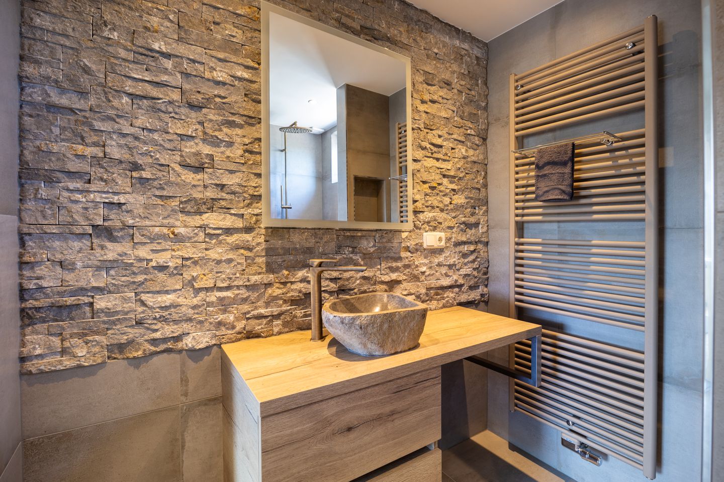 Foto 25 van Liesbosweg 128