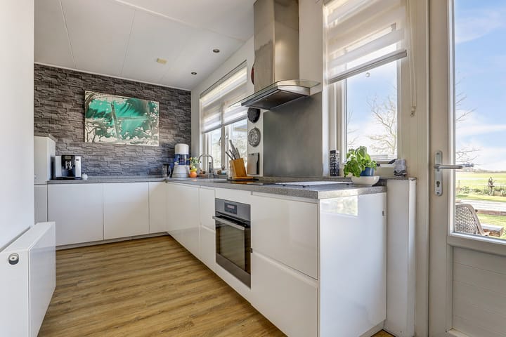 Photo 20 of Elkerzeeseweg 30