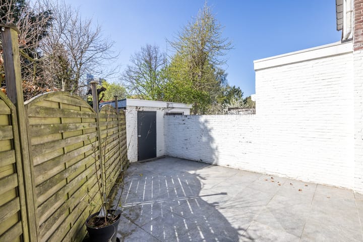 Foto 2 van Benzenraderweg 54