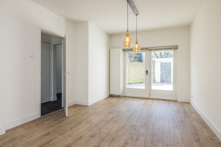 Foto 5 van Benzenraderweg 54