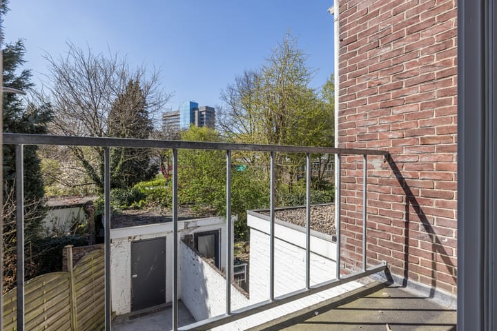 Foto 20 van Benzenraderweg 54