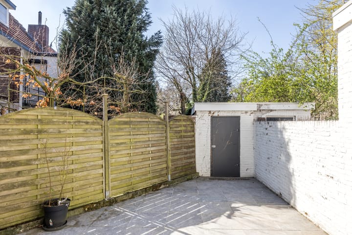 Foto 34 van Benzenraderweg 54