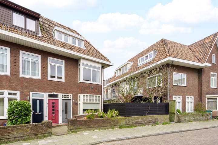 Van Nieveltstraat 6