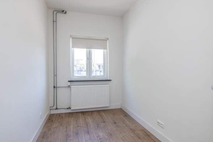 Foto 16 van Benzenraderweg 54