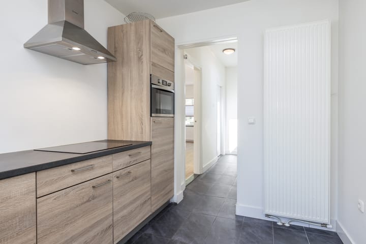 Foto 11 van Benzenraderweg 54