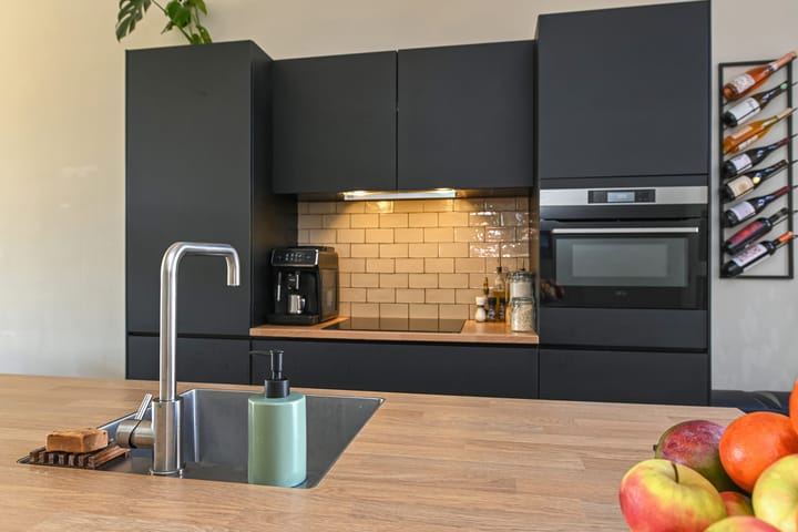 Foto 15 van Loosduinseweg 925