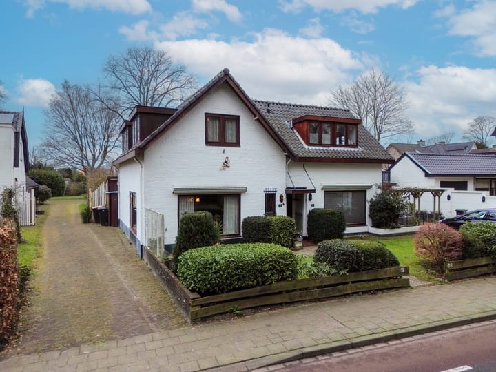 Foto 1 van Eemnesserweg 68-A