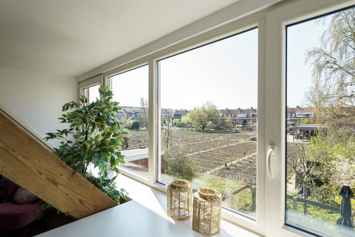 Photo 19 of Van Wassenaerstraat 15