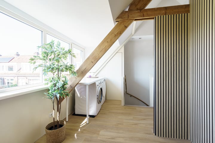 Photo 20 of Van Wassenaerstraat 15