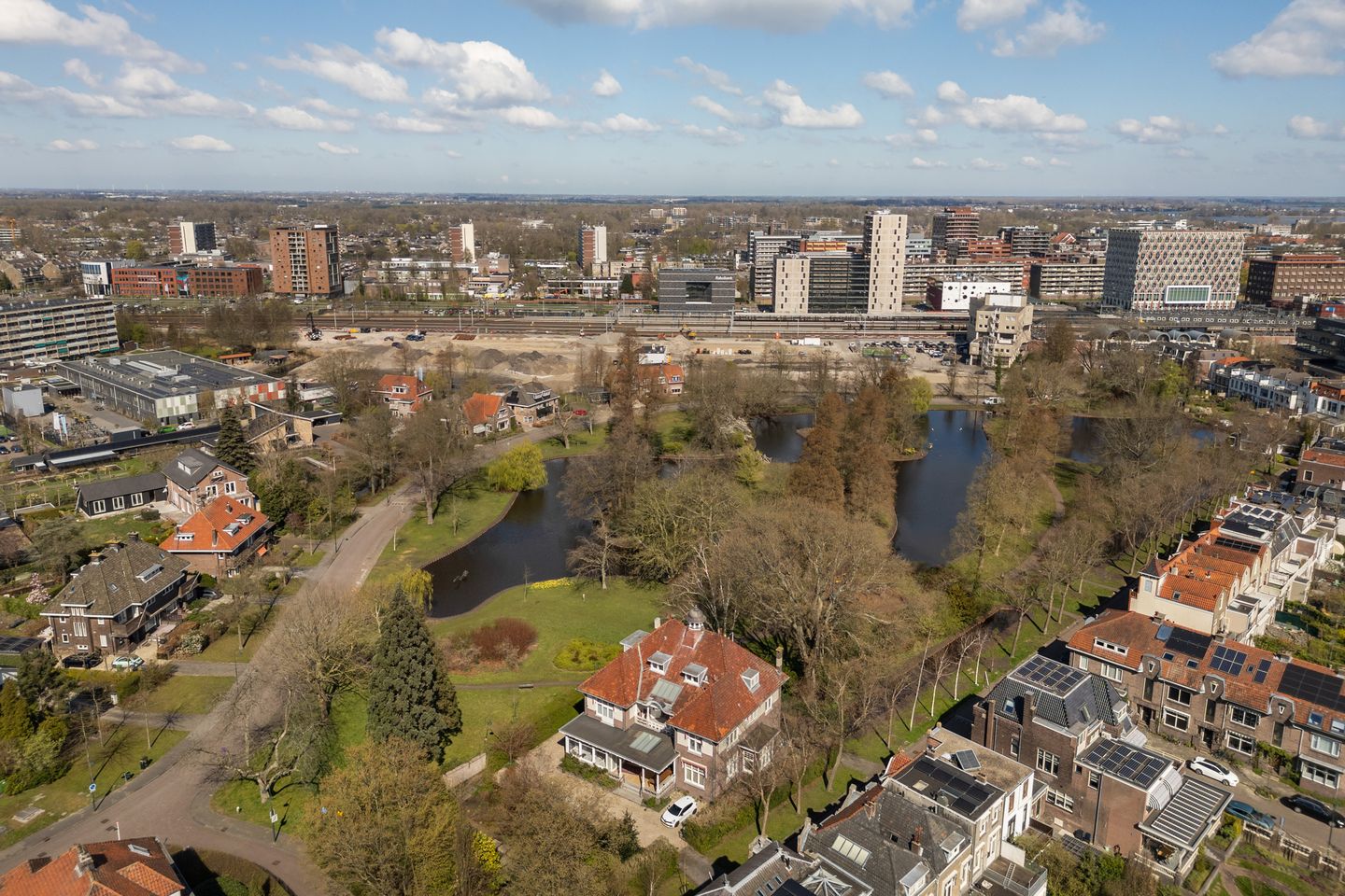 Foto 70 van van Bergen IJzendoornpark 25