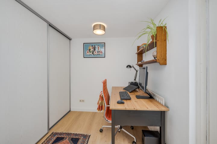 Foto 16 van De Genestetstraat 32