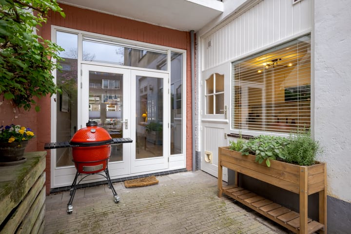 Foto 23 van De Genestetstraat 32