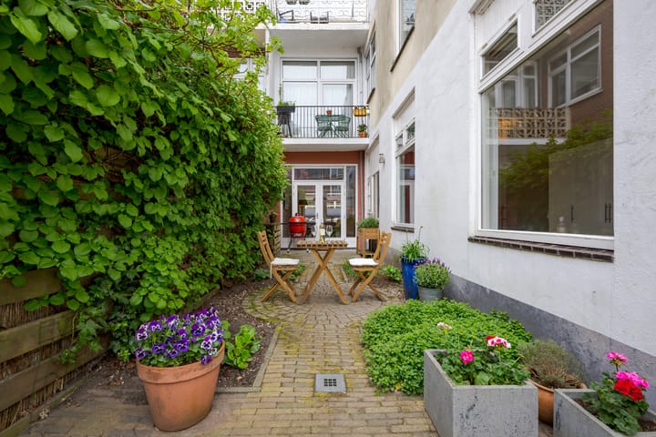 Foto 27 van De Genestetstraat 32