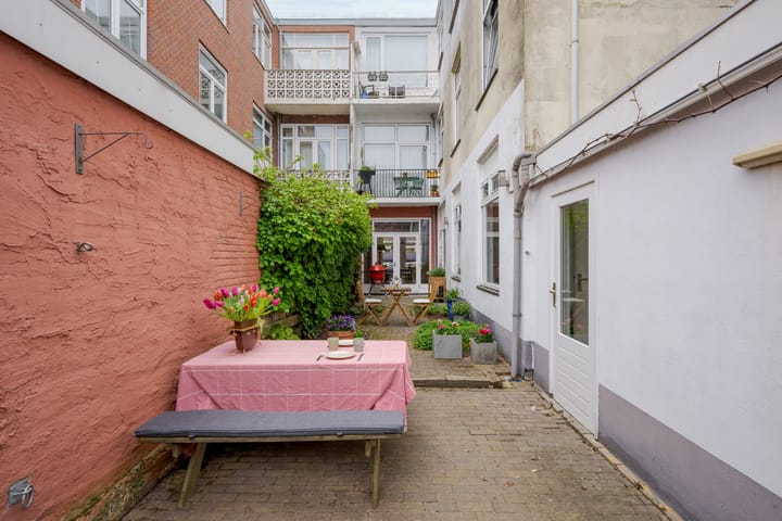 Foto 31 van De Genestetstraat 32