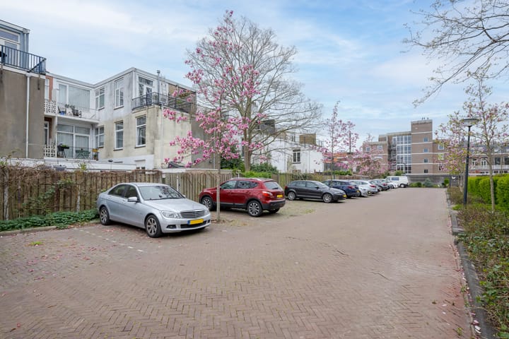 Foto 32 van De Genestetstraat 32