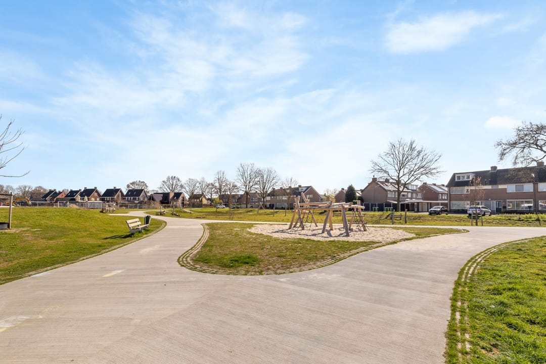 Foto 32 van Burgemeester Verheijenstraat 9