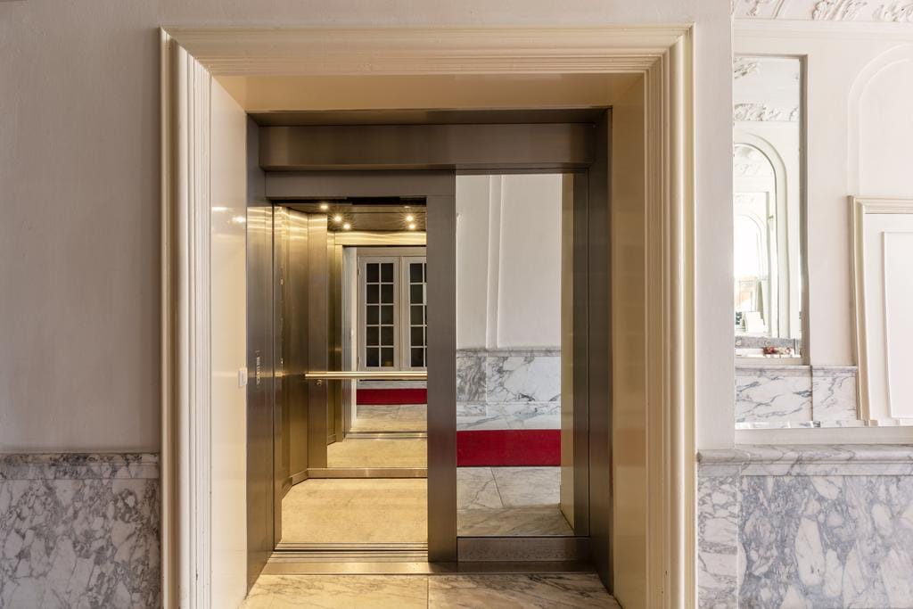 Photo 8 of Herengracht 270-N