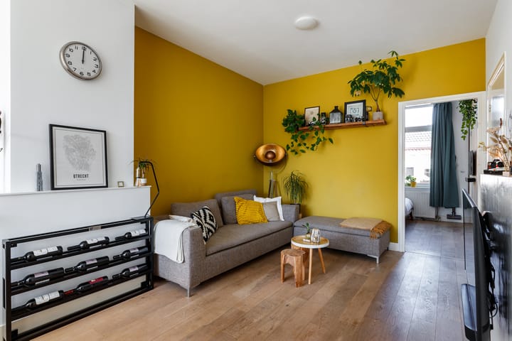 Photo 2 of Bilderdijkstraat 68-A