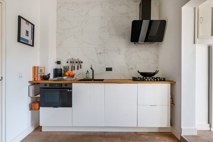 Photo 7 of Bilderdijkstraat 68-A