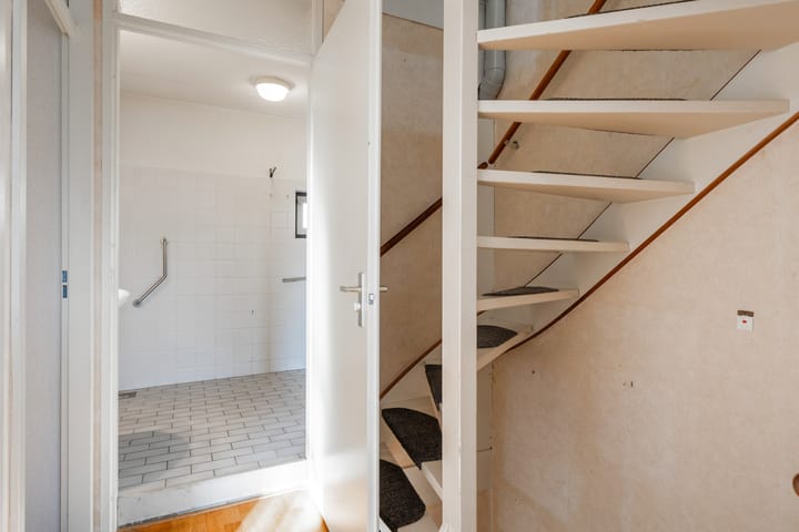 Foto 16 van Mathilde Wibautstraat 24