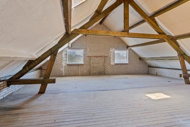 Photo 4 of Zevenbergseweg 16