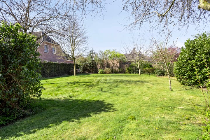 Photo 5 of Zevenbergseweg 16