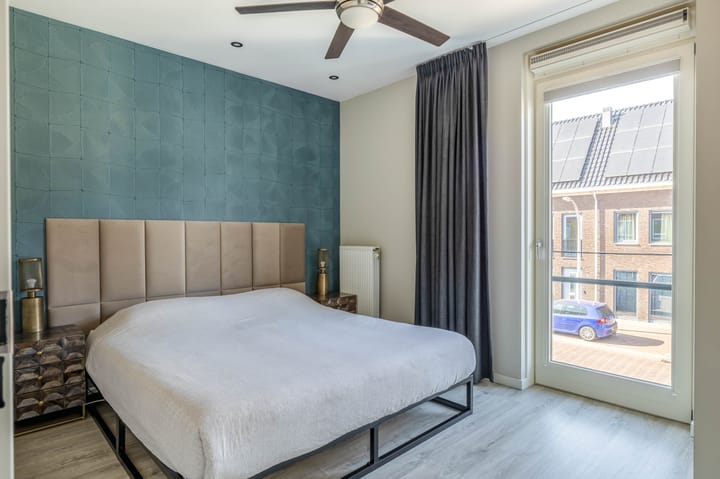 Foto 23 van Weegbree 111