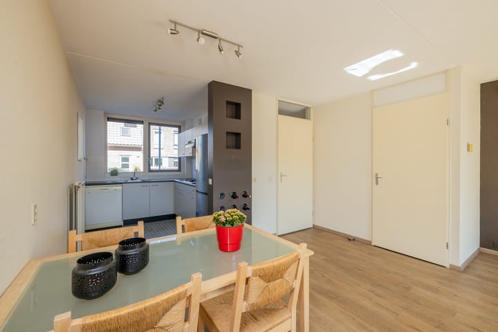 Foto 10 van Bloemenlaan 25