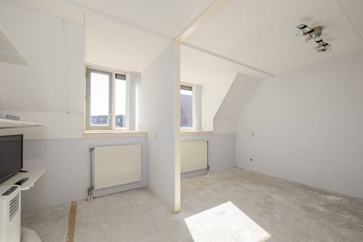 Foto 24 van Bloemenlaan 25